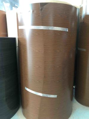 AA3105 H24 24 "610mm Genişlik 0.019" 0.48mm Kalınlık PE Boyalı Alüminyum Trim Bobin Çatı Dekorasyonunda Kullanılan