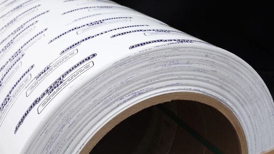 AA3003 1.00mm Kalınlığı 131mm Geniş Beyaz Ön Boyama Alüminyum Bobine Renkli Kaplı Kanal Mektubu Reklam İçin Alüminyum Bobine