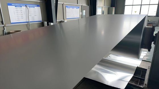 Ön Boyalı Alüminyum Levhalarla Kullanılan 0.55mm Kalın 1250mm Genişlik Renkli Kaplamalı Alüminyum Bobin Yağmur Suyu Oluğu