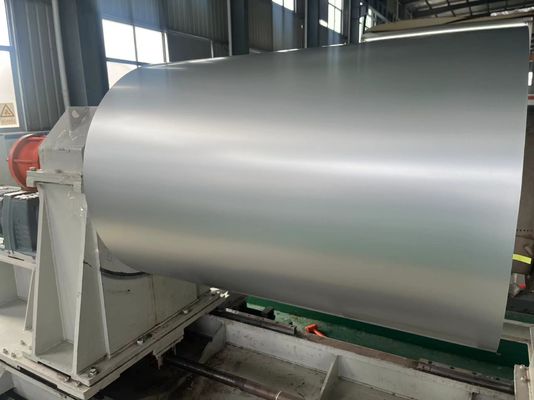24 Ölçer X 48 İnç Alüminyum Alaşımlı 3105 PVDF Boya Bina Çatı Kaplama ve Cephe Paneli İçin Önceden Boyalı Alüminyum Bobin