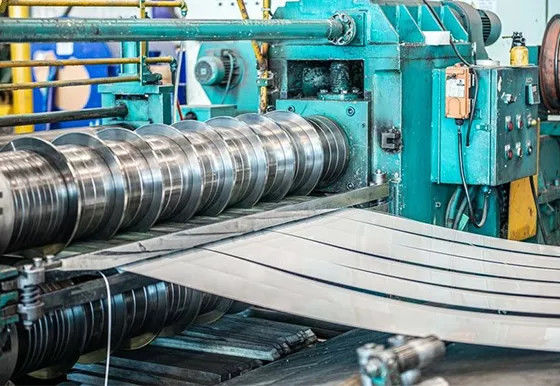 Farklı Çatı Stilleri ve Çukur Üretimi için Renkli Kaplı Alüminyum Yaprak