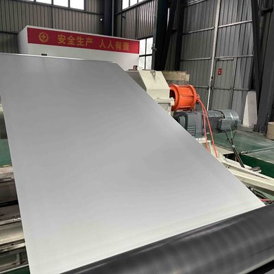 1.5mm Alaşım 3003 Renkli Kaplı Alüminyum Bobini Demiryolu Otobüs İstasyonu için