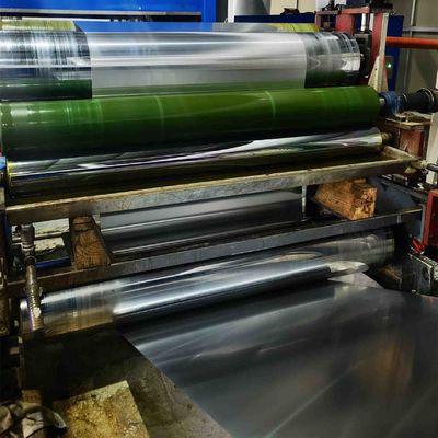 PE / PVDF Alüminyum kaplı bobin önceden boyalı metal tabakalı alüminyum yan bobin Bina çatısı için