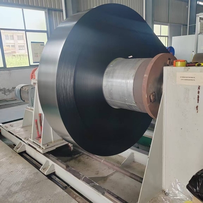 Alaşım3105 0.28mm Kalınlığı 130mm Genişlik Anti-Cratch Paint Rol kapak perdesini yapmak amacıyla önceden boyanmış alüminyum şeridi