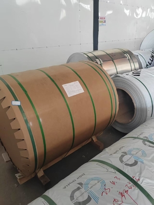 Alüminyum alaşım 3105 0.55mm kalınlığında mat renk PVDF Perde duvarları için önceden boyanmış alüminyum bobin cephesi paneli