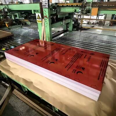 Yüksek Parlaklıklı Poliester Finish1.0mm Kalınlığı Mimarlık Çatı ve Cepheler için