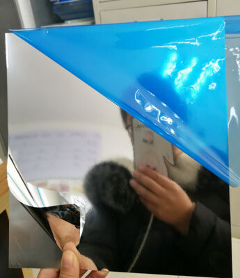 Alaşım 1085 Alüminyum Yaprak Kalınlığı 0.40mm Ayna Dönüşümü Alüminyum Yaprak Altın Rengi Ev Dekorasyonu Panelinde Kullanılır